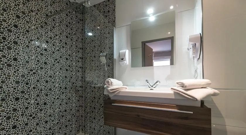 Holidays & Work Hotel
