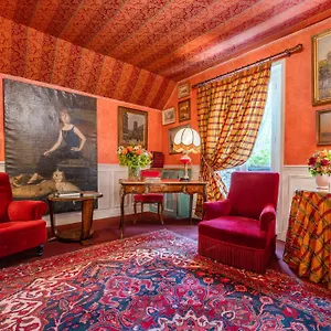 De 3*, Paris France