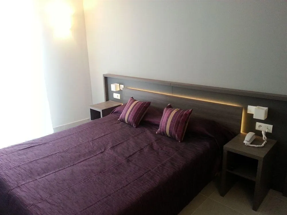 Holidays & Work Hotel Sanary-sur-Mer