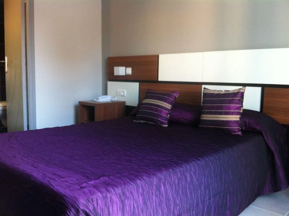 Holidays & Work Hotel Sanary-sur-Mer
